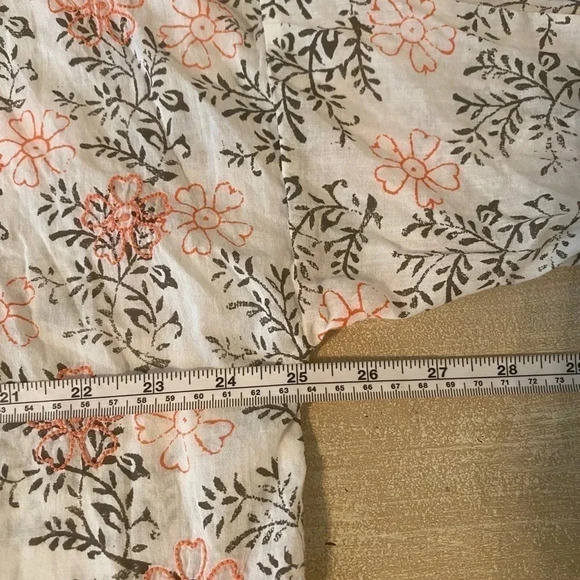 ANTHROPOLOGIE Button Up, Floral Blouse. - Picture 7 of 9